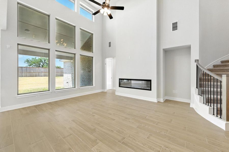 Representative image. Features, specifications, selections and colors may vary.