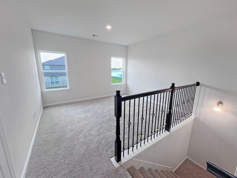 Representative unfurnished interior of a home built from the The Georgetown II by Smith Douglas Homes in Oak Hills Montgomery North, Montgomery (Image 21).