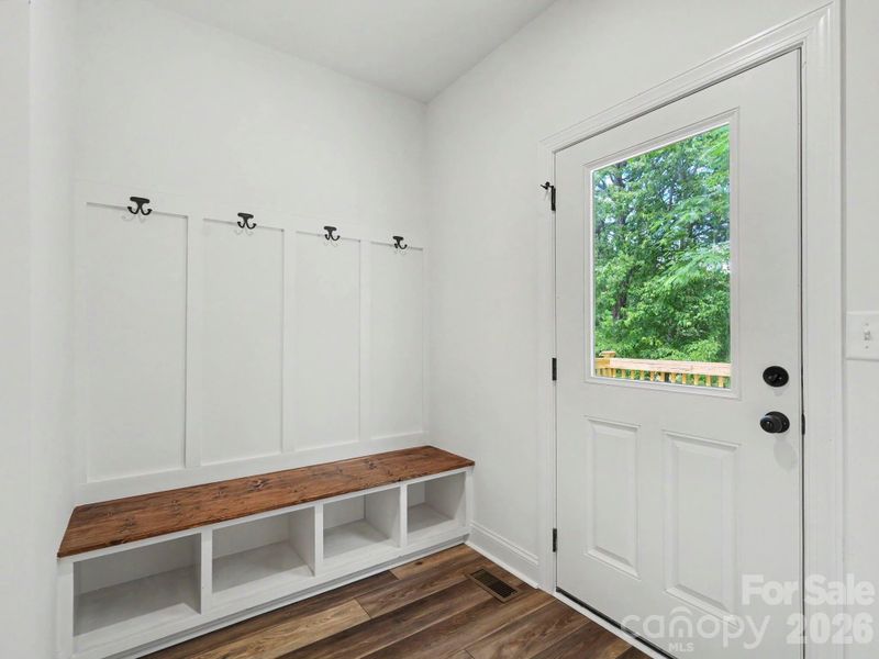 Image 43 of a home in .