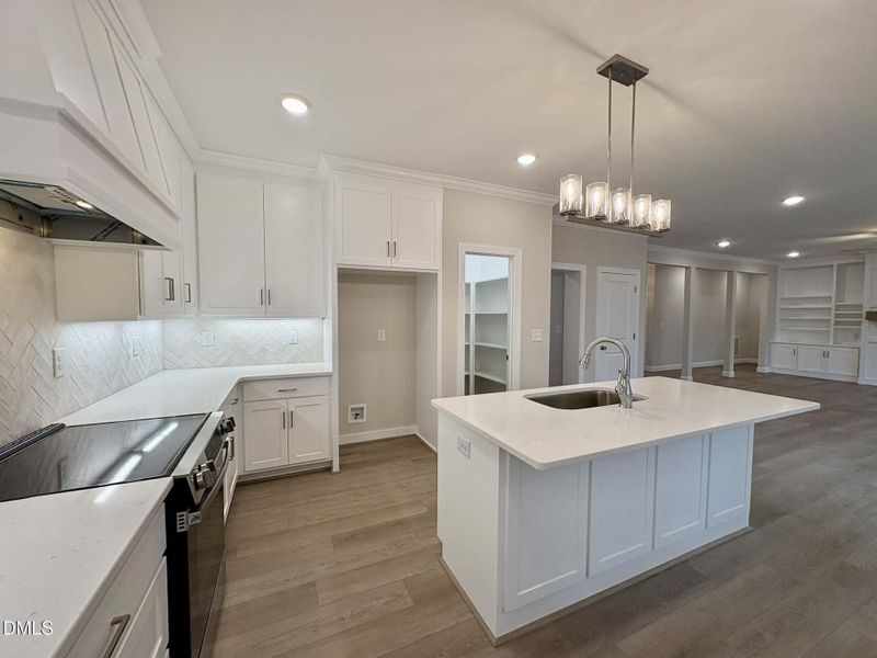 44f6fa19-2ab2-4c7b-b2b5-8320d26bd9dc