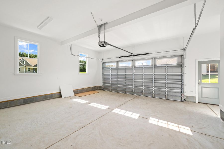 5FE875F5-5B43-43CC-BCFD-08A3EA6C621D