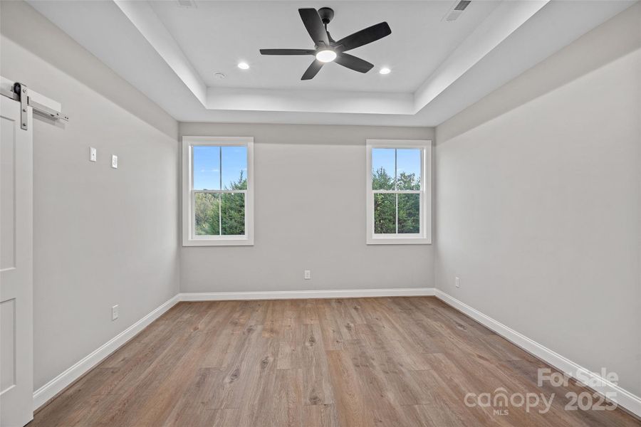 Spacious, unfurnished interior of a new home in , Harmony (Image 33).