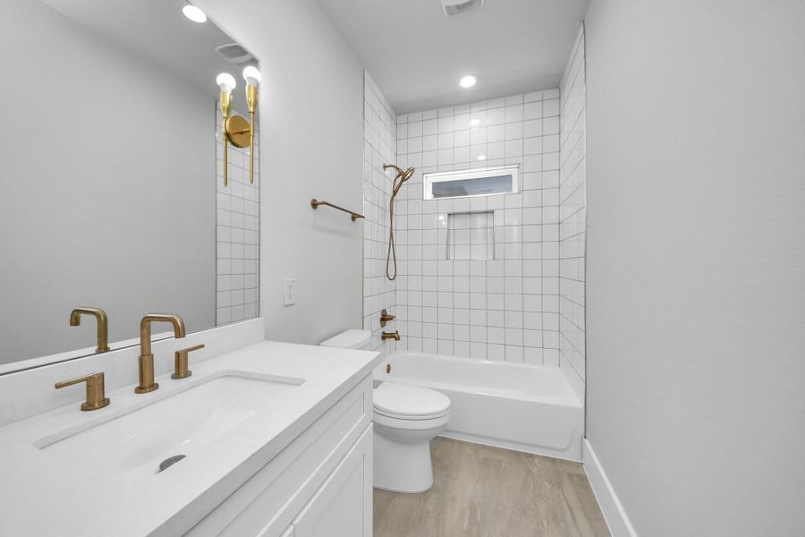 Furnished interior view inside a new home in , Houston (Image 7).