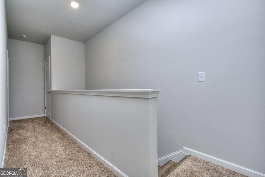 Spacious, unfurnished interior of a new home in Chimney Oaks Townhomes, Homer (Image 21).