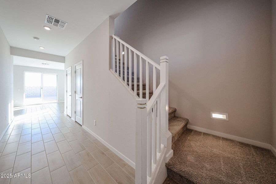 06_2-story-home-with-view_for-sale_Arizo