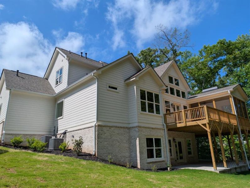 Image 34 of a home in Arden on Lanier.