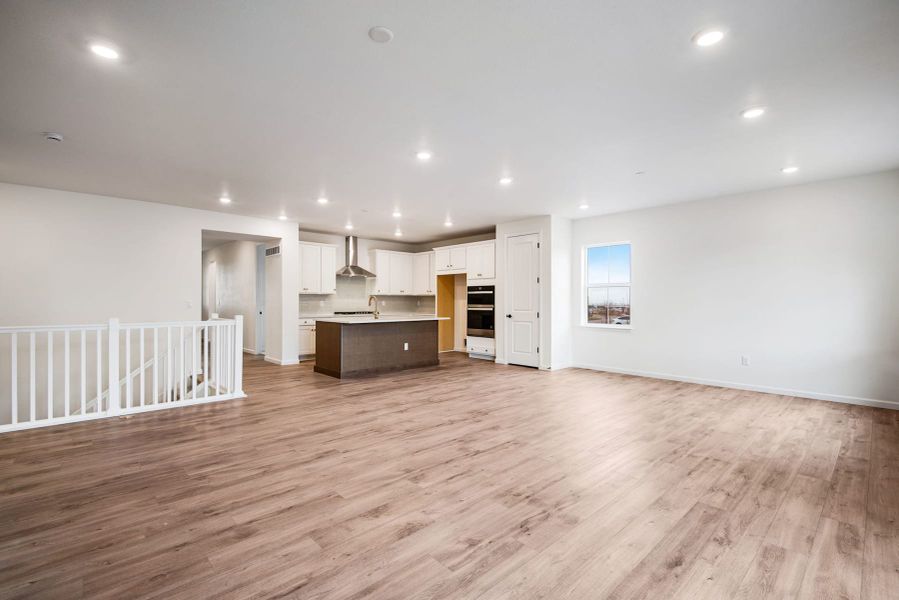 Spacious, unfurnished interior of a new home in The Aurora Highlands, Aurora (Image 15). Spacious, unfurnished interior of a new home in The Aurora Highlands, Aurora (Image 15).