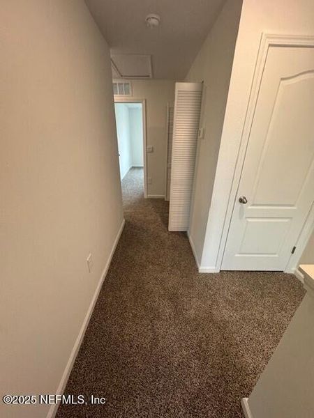 Spacious, unfurnished interior of a new home in The Landing, Middleburg (Image 53).