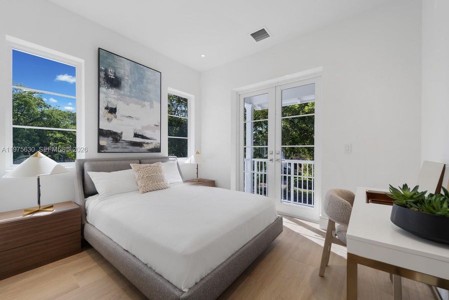 Furnished interior view inside a new home in , Coral Gables (Image 8).