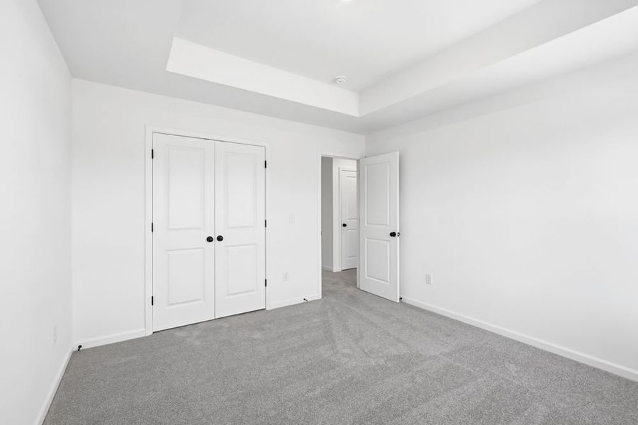 Spacious, unfurnished interior of a new home in Auburn Glen, Dacula (Image 24).