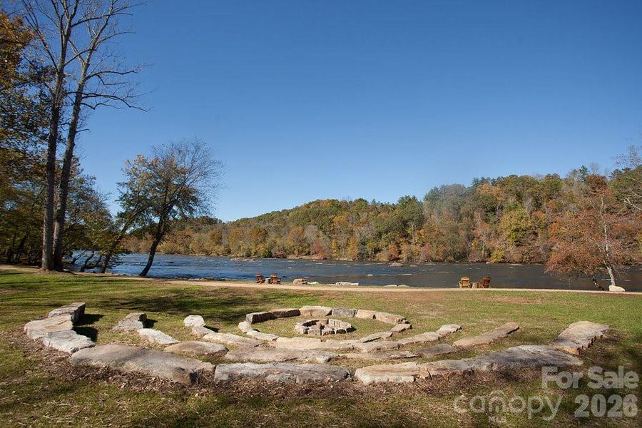 Natural landscape and outdoor views near  in Asheville (Image 36).