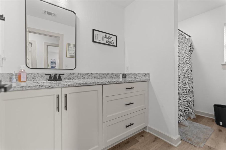 Furnished interior view inside a new home in , Lindale (Image 6).