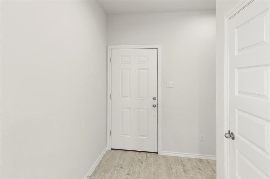 03. 115 Van Horn - Entry 03. 115 Van Horn - Entry