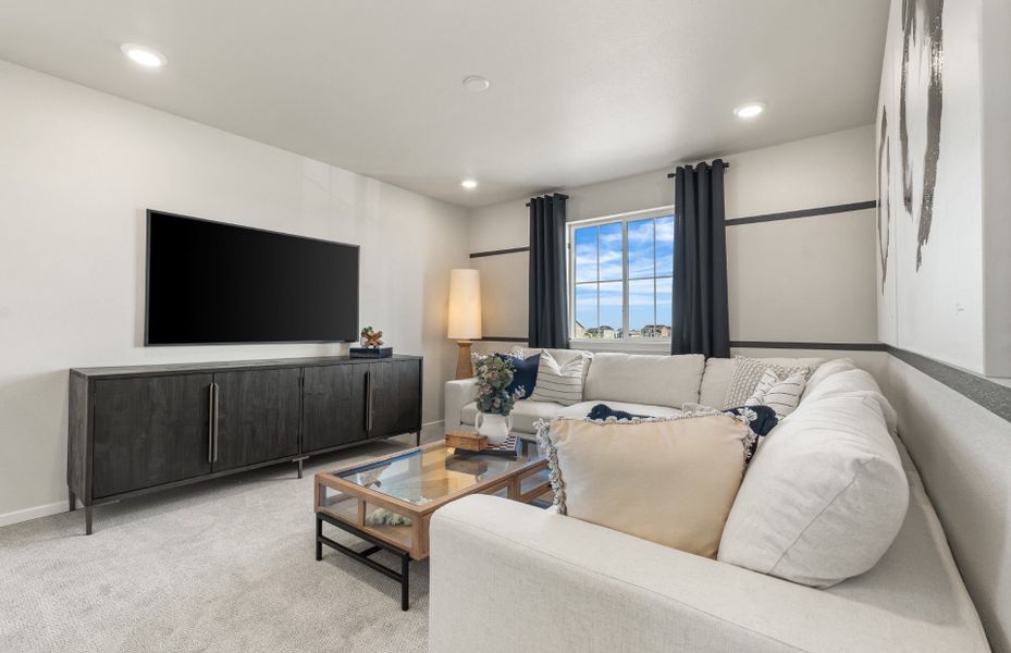 Representative furnished interior of a home built from the Sandalwood by Pulte Homes in Wolf Creek Run West, Strasburg (Image 33).