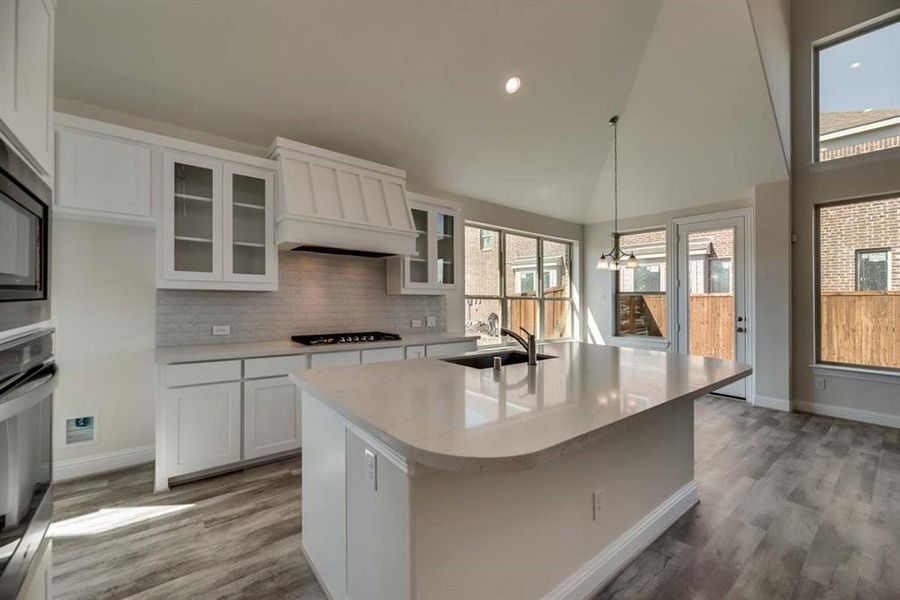 Furnished interior view inside a new home in Lake Forest, McKinney (Image 6).