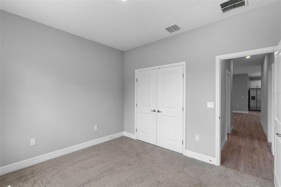 Spacious, unfurnished interior of a new home in , Ocala (Image 17).
