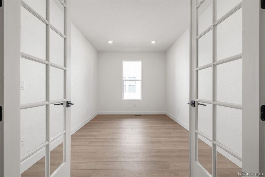 Spacious, unfurnished interior of a new home in Windsong, Brighton (Image 17). Spacious, unfurnished interior of a new home in Windsong, Brighton (Image 17).