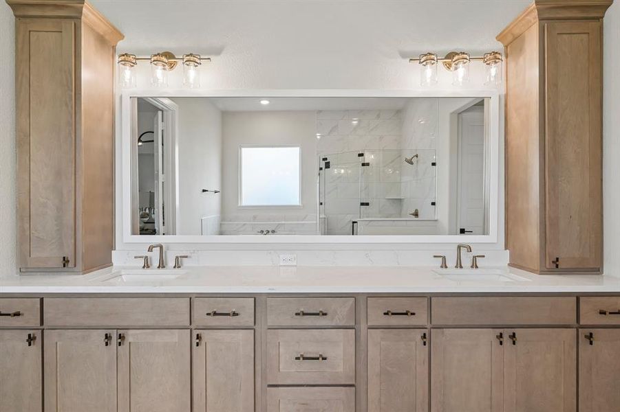Furnished interior view inside a new home in King Crossing Estates, Van Alstyne (Image 31). Furnished interior view inside a new home in King Crossing Estates, Van Alstyne (Image 31).