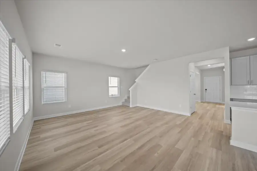 Spacious, unfurnished interior of a new home in Shiloh Valley, Piedmont (Image 13).