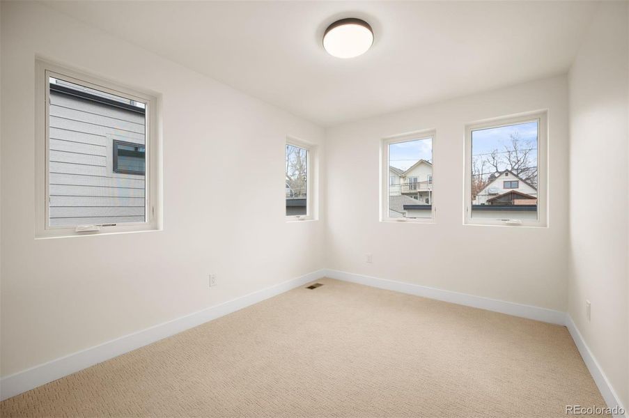 Spacious, unfurnished interior of a new home in , Denver (Image 20).
