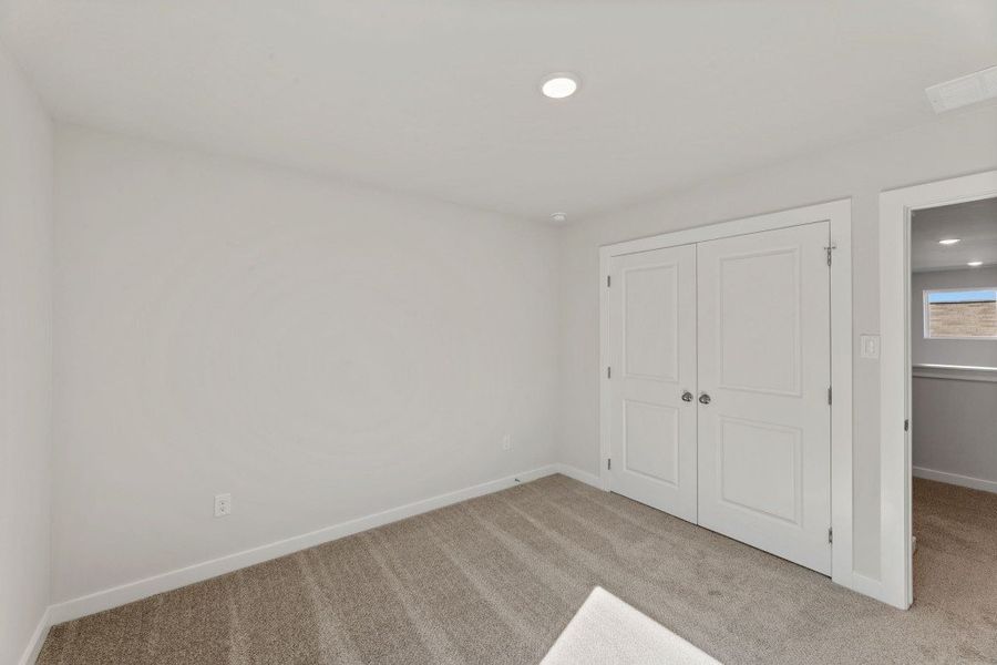Representative unfurnished interior of a home built from the Poinsettia by Hakes Brothers in Veranda Signature, San Antonio (Image 8). Representative unfurnished interior of a home built from the Poinsettia by Hakes Brothers in Veranda Signature, San Antonio (Image 8).