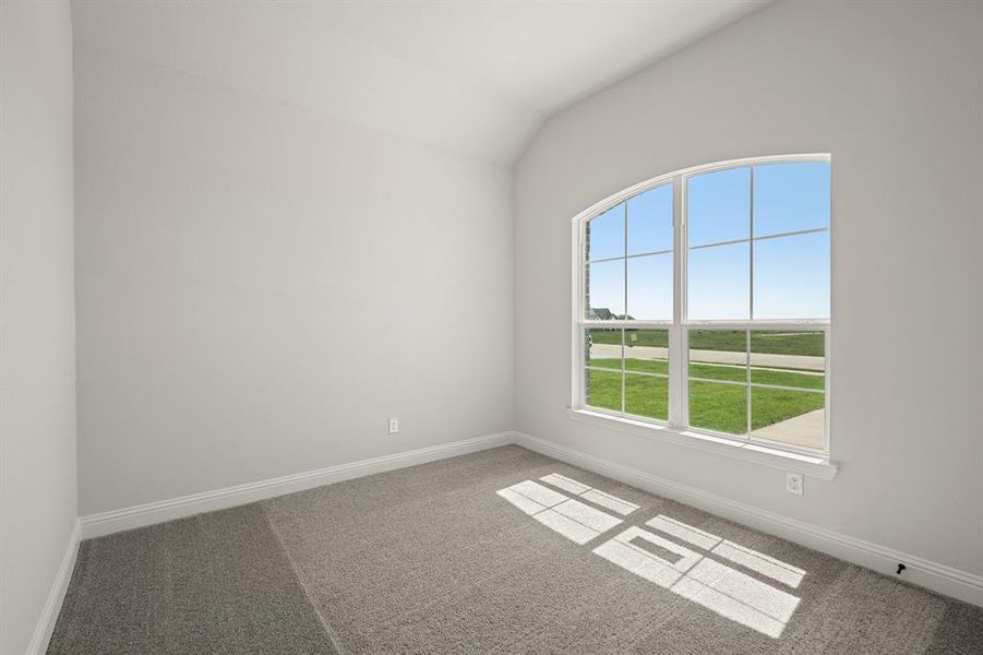 108 Red Fox- Bedroom-1