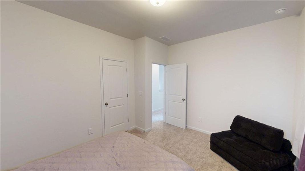 Spacious, unfurnished interior of a new home in Evergreen at Lakeside, Temple (Image 19). Spacious, unfurnished interior of a new home in Evergreen at Lakeside, Temple (Image 19).