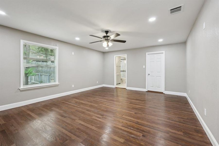 Spacious, unfurnished interior of a new home in , Azle (Image 15). Spacious, unfurnished interior of a new home in , Azle (Image 15).