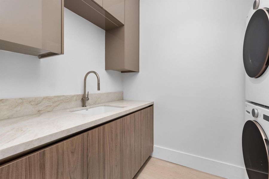 Close-up of interior finishes inside a home in , Boca Raton (Image 22).