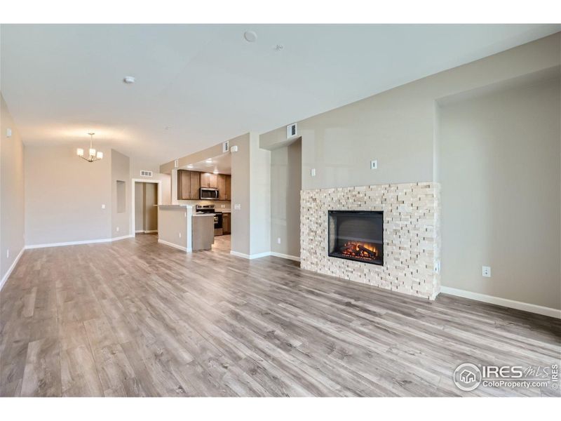 Spacious, unfurnished interior of a new home in , Longmont (Image 23).