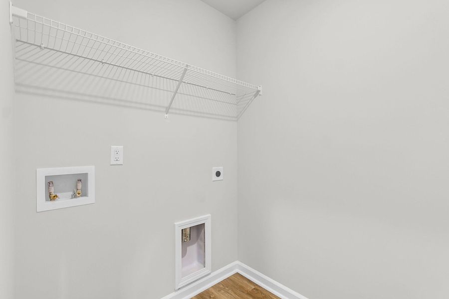 Spacious, unfurnished interior of a new home in Wildcat Chase, Summerville (Image 26).
