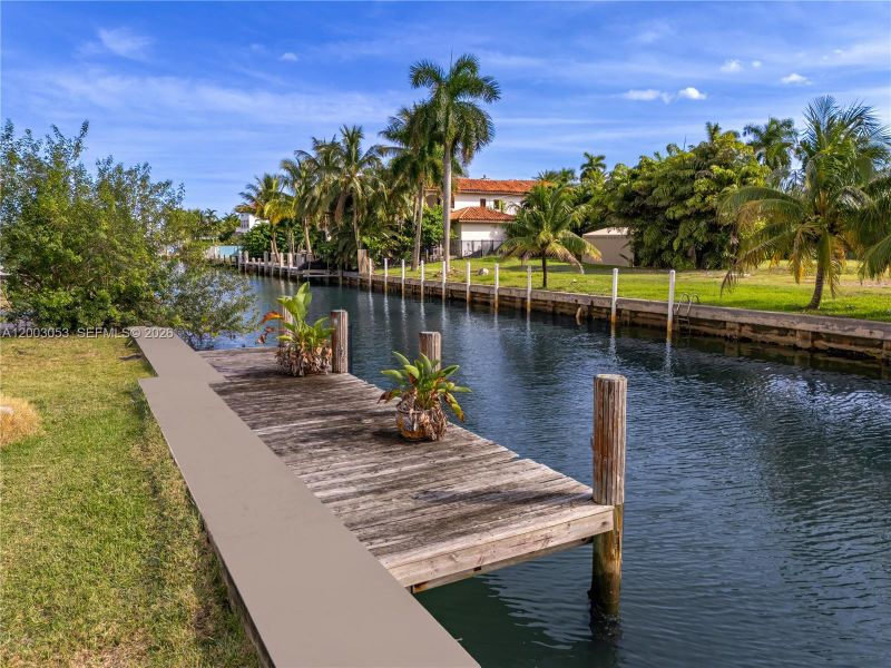 Image 4 of a home in .