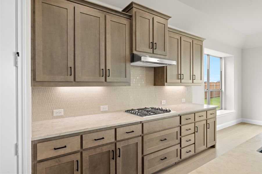 Furnished interior view inside a new home in Myrtle Creek, Waxahachie (Image 8).
