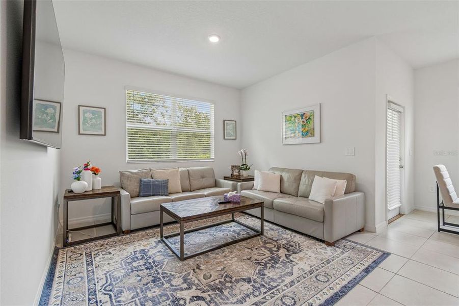 Furnished interior view inside a new home in , Land O' Lakes (Image 11).