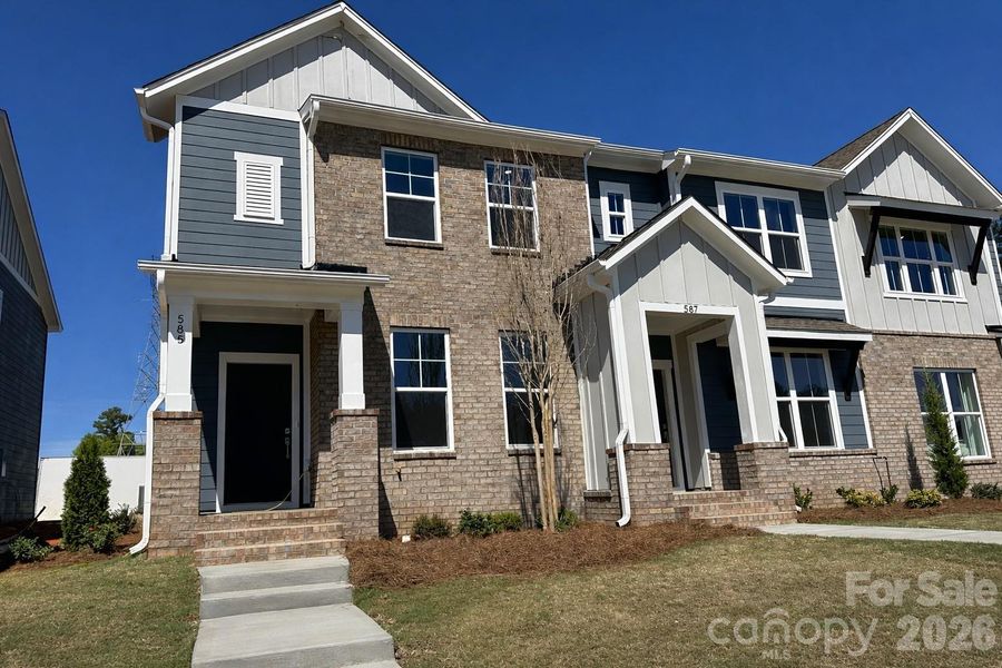 585 Cape Cod Way - Ready for Move In!