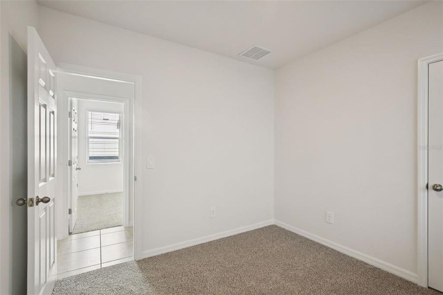 Spacious, unfurnished interior of a new home in , Lake Alfred (Image 21).