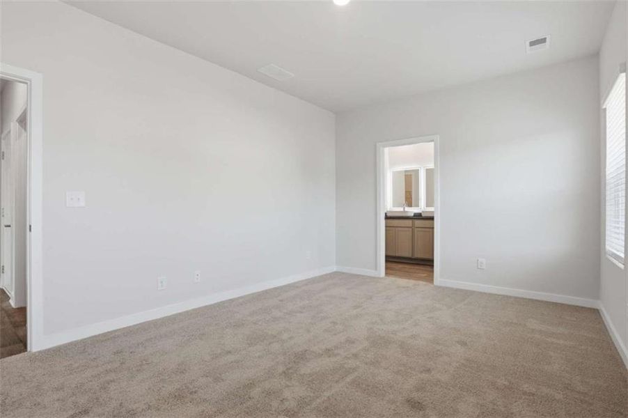 Spacious, unfurnished interior of a new home in Millstone Manor, Conyers (Image 25).
