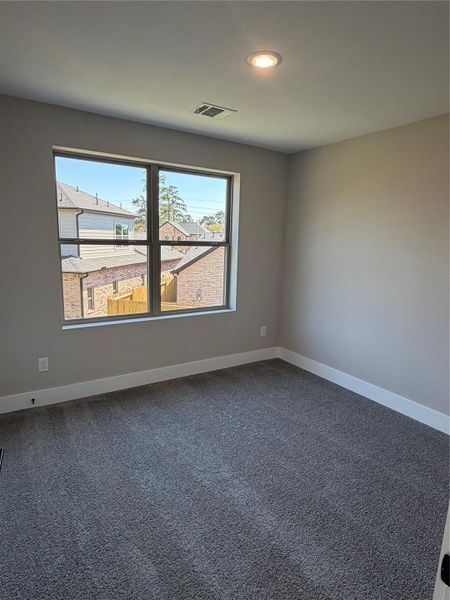 Spacious, unfurnished interior of a new home in , Spring (Image 25).