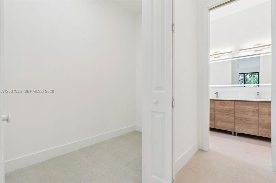 Spacious, unfurnished interior of a new home in , Fort Lauderdale (Image 41). Spacious, unfurnished interior of a new home in , Fort Lauderdale (Image 41).