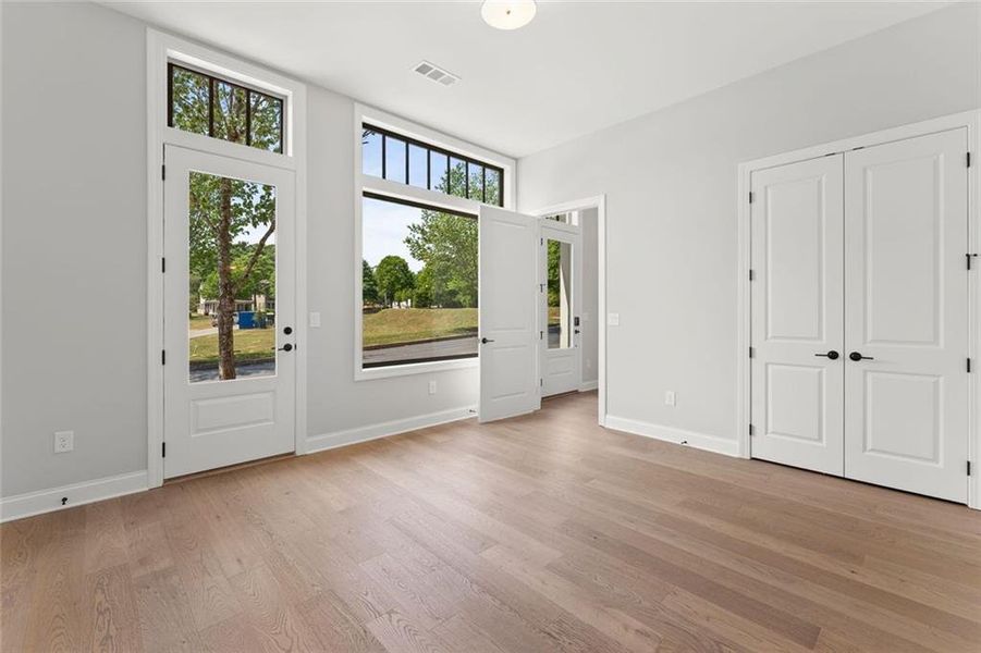 Spacious, unfurnished interior of a new home in , Senoia (Image 15).