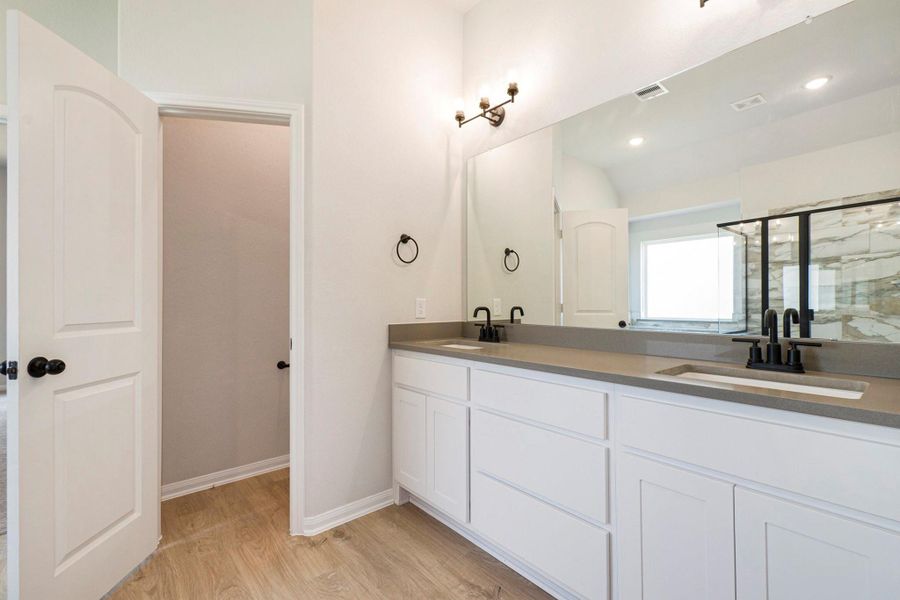 Furnished interior view inside a new home in , Conroe (Image 10). Furnished interior view inside a new home in , Conroe (Image 10).