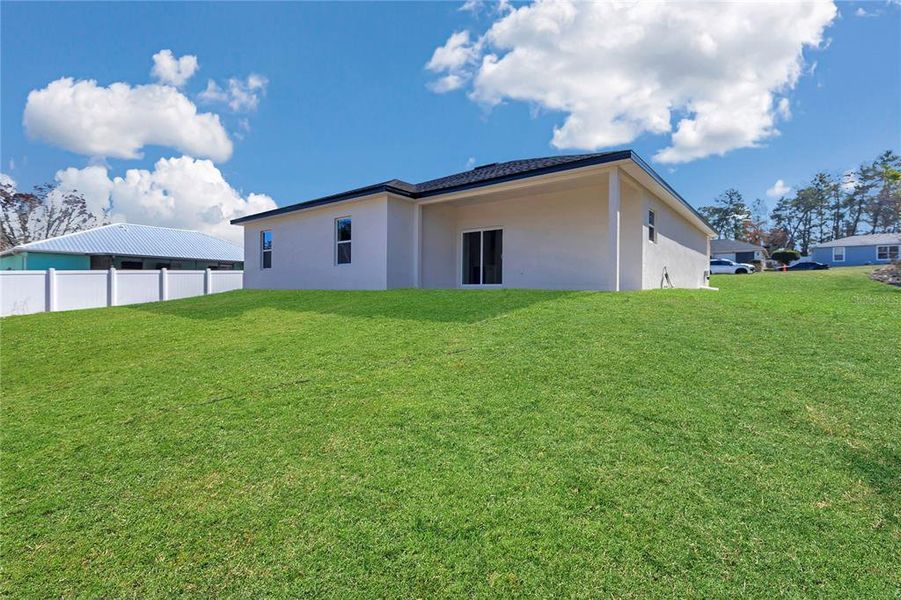 Exterior details and patio area of a home in , Ocala (Image 21).
