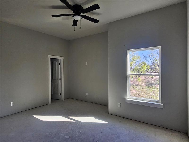 Spacious, unfurnished interior of a new home in , Brownwood (Image 7).