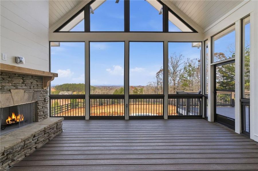 Exterior details and patio area of a home in , Gainesville (Image 3).