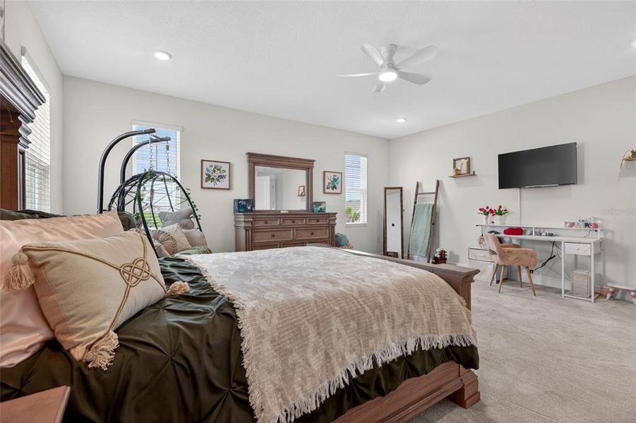 Furnished interior view inside a new home in Seaire, Parrish (Image 52).