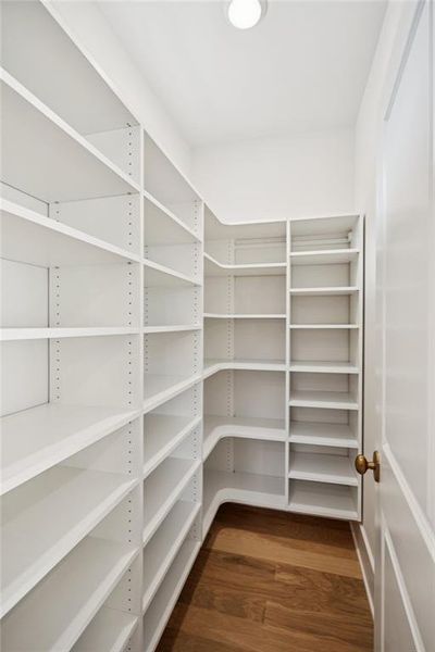 Spacious, unfurnished interior of a new home in , Roswell (Image 41).