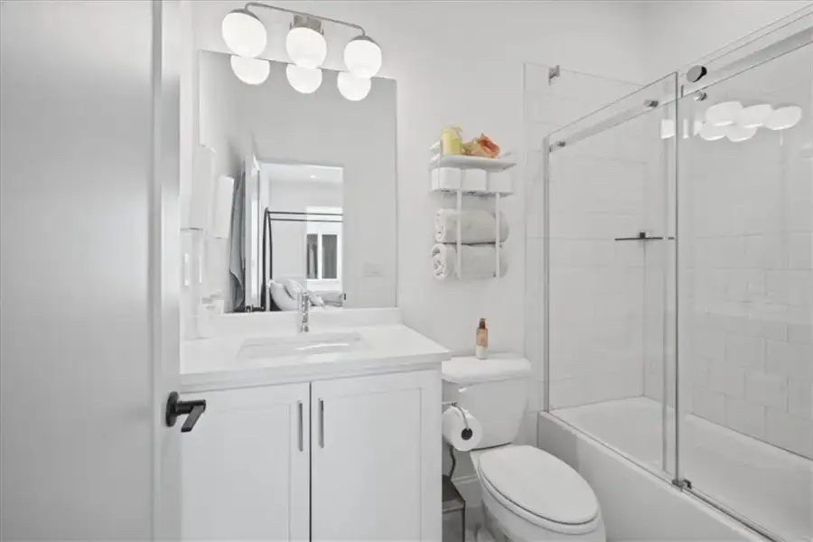 Furnished interior view inside a new home in Madison Park, Atlanta (Image 21).