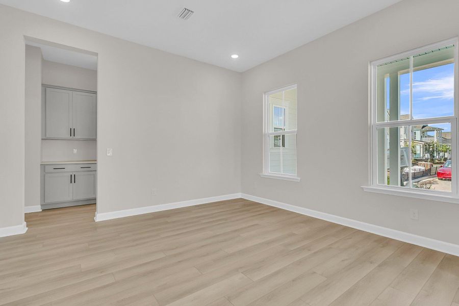 Spacious, unfurnished interior of a new home in Midtown at Nexton, Summerville (Image 28).