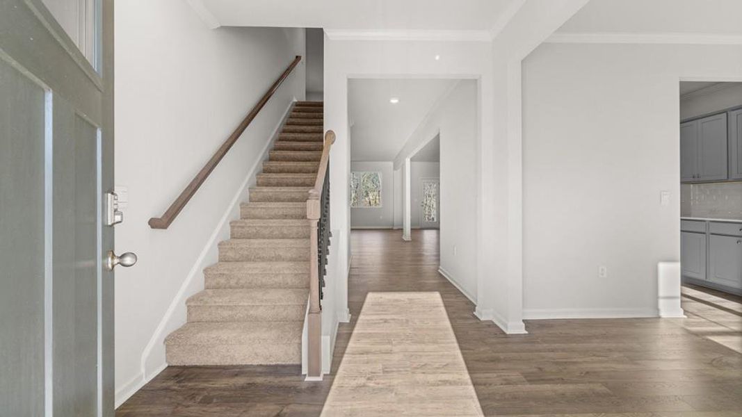 Spacious, unfurnished interior of a new home in Liberty Crossing, Braselton (Image 10).