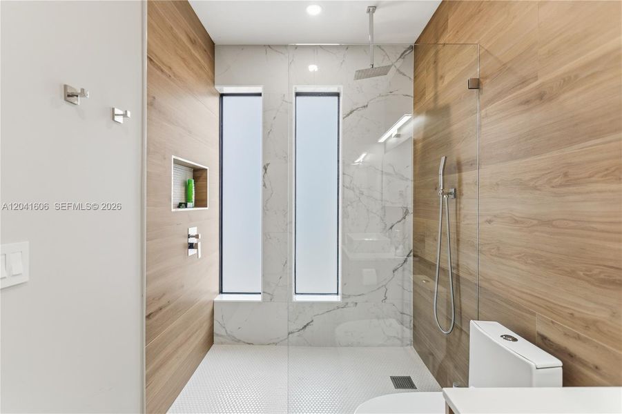 Furnished interior view inside a new home in , Fort Lauderdale (Image 31).